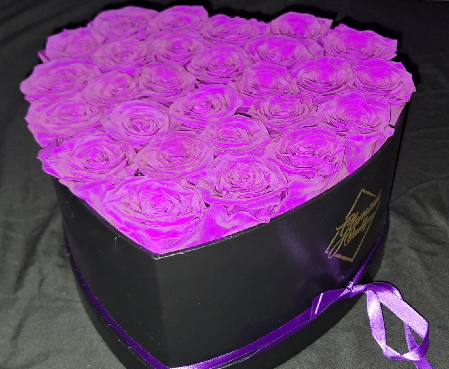 GLAMOUR BOUTIQUE 16 Flower Forever Heart Shape Box - Preserved Roses Gift for Her, Preserved Flowers, Red - Customer Photo 5