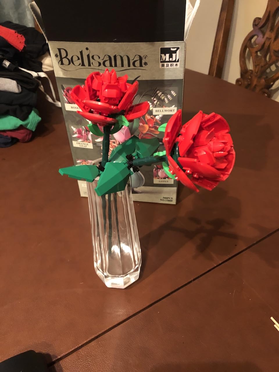 LEGO Roses - Building Toy for Kids, Girls & Boys, Ages 8+ - Artificial, Fake Roses for Home Decor & Display - Gift Idea for Plant & Flower Lovers - 40460 - Customer Photo 2