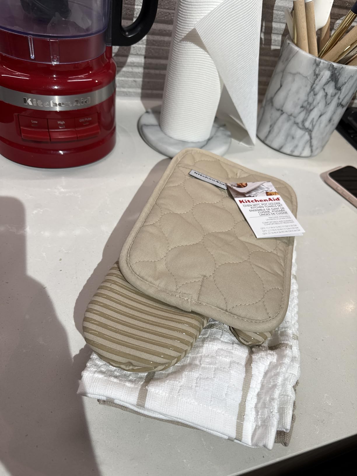 KITCHENAID Quilted Cotton Terry Cloth Oven Mitt, Pot Holder, Kitchen Towel 4-Pack Set, Heat Resistant, Silicone Grip, 16