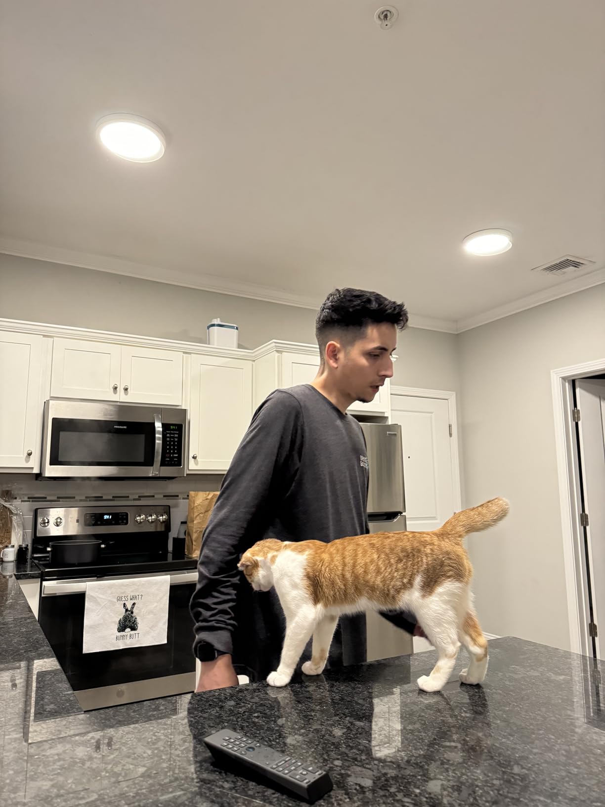 OHSUL Guess What? Bunny Butt Highly Absorbent Kitchen Towels Dish Towels Dish Cloth,Funny Bunny Rabbit Butt Hand Towels Tea Towel for Bathroom Kitchen Decor,Rabbit Lovers Teen Girls Gifts - Customer Photo 1