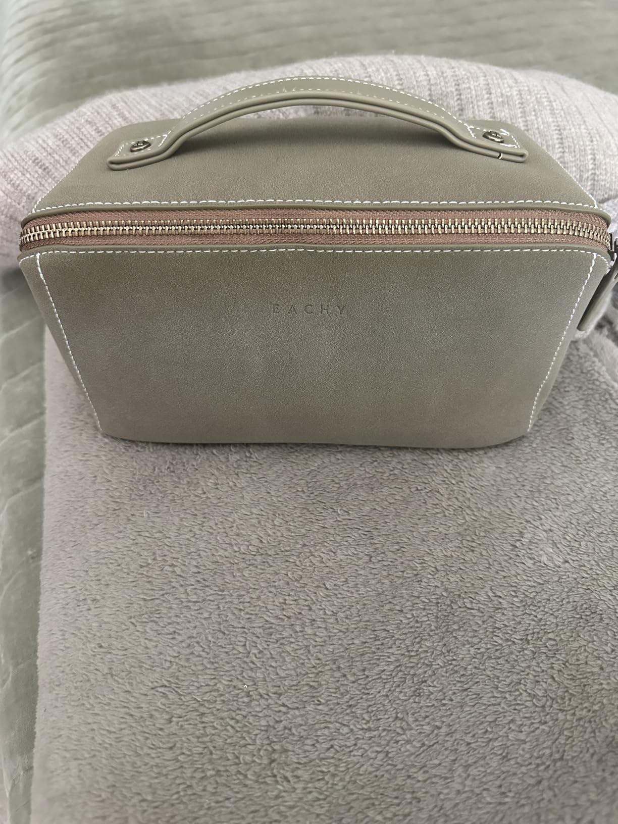 EACHY Travel Makeup Bag,Large Capacity Cosmetic Bags for Women,Waterproof Portable Pouch Open Flat Toiletry Bag Pattern Makeup Bag - Customer Photo 2