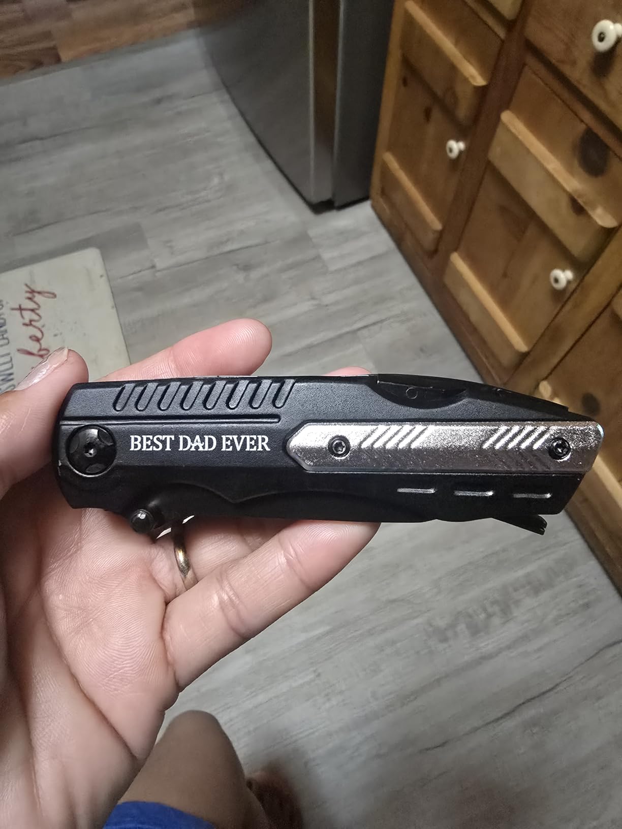 WEARXI Gifts for Men, Pocket Knife Multitool Customer Review WEARXI Gifts for Men, Pocket Knife Multitool - Customer Photo 1