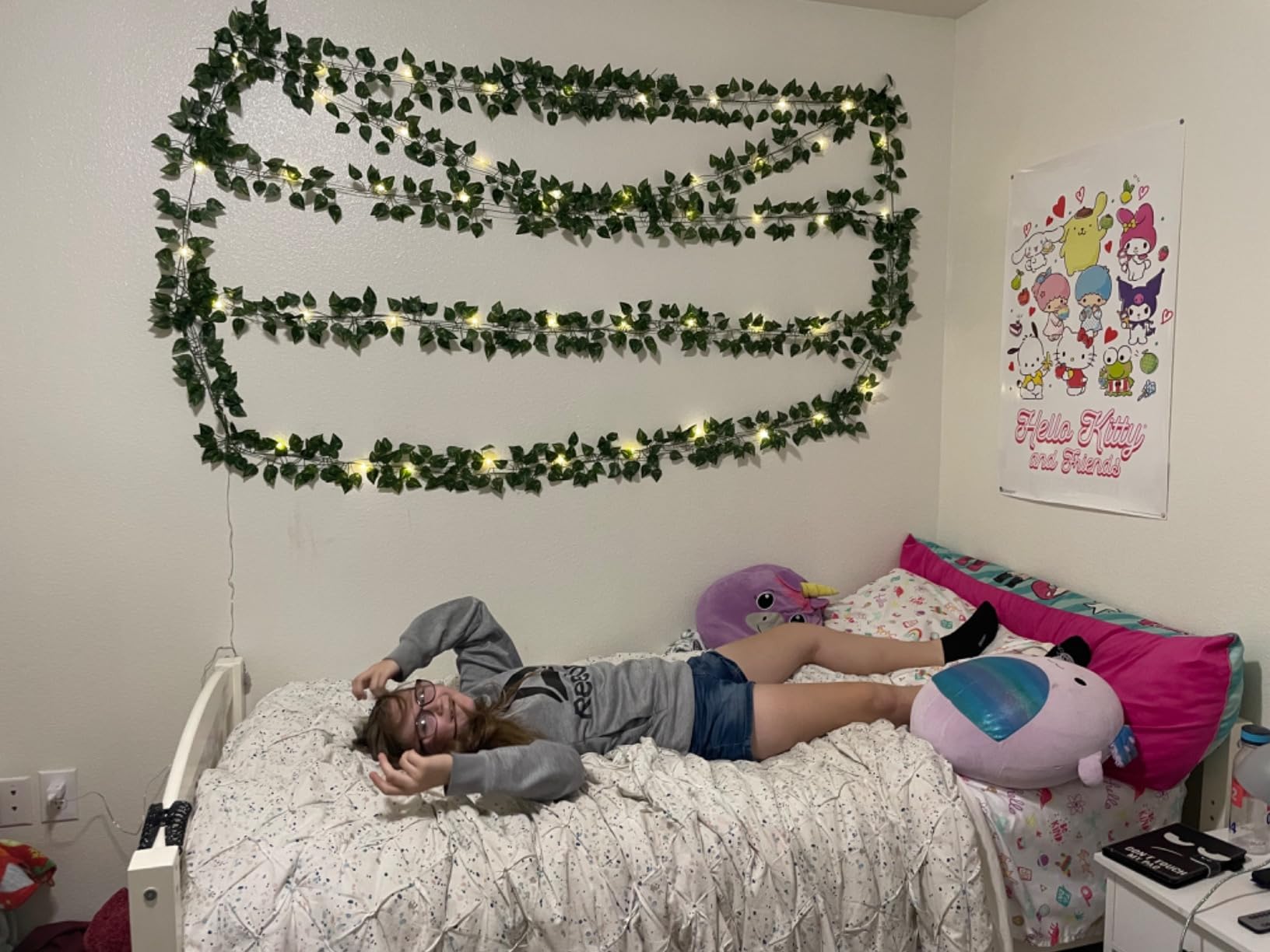 Mind-Glowing Photo Clips String Light - Dreamy Fairy Lights with Clips - Stocking Stuffers for Teen Girls 2025 - Trendy Stuff Room Decor - Christmas Gift for Any Year Old Tween Girl (100 LED, 33 ft) - Customer Photo 1