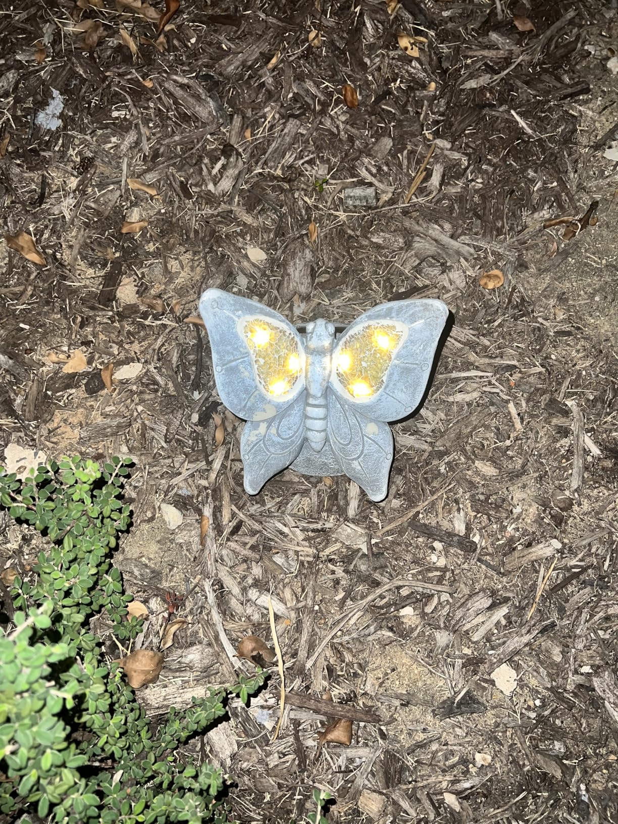 Garden Statue Dragonfly,Solar Dragonfly Decor for Outdoor,Resin Dragonflies Figurine with Solar Light for Patio,Balcony,Yard,Lawn Ornament,Perfect Garden Gift - Customer Photo 2