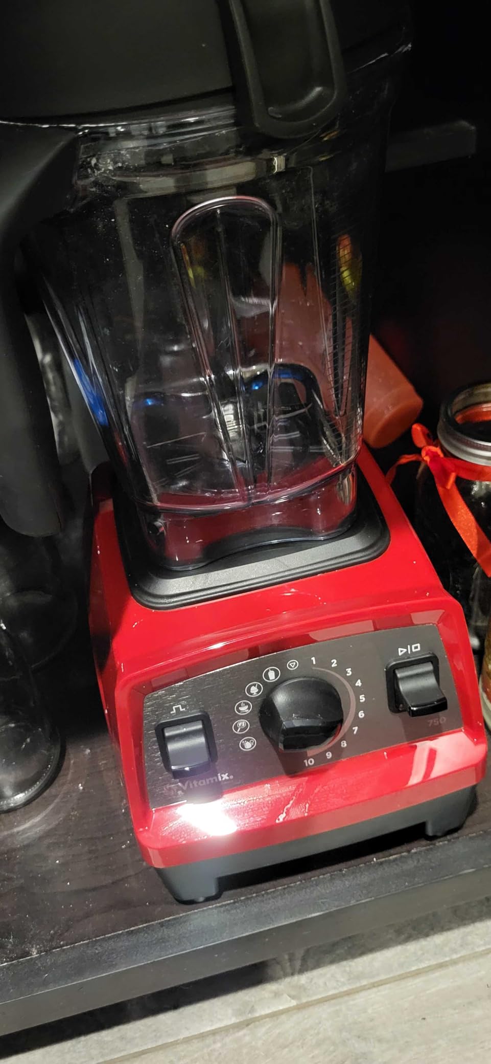 Vitamix Propel Series 750 Blender with Four Blending Programs, Self-Cleaning Program, Professional-Grade Blender for Smoothies, Soups and More, Stainless-Steel Blades, 64 Oz Container, Red - Customer Photo 2