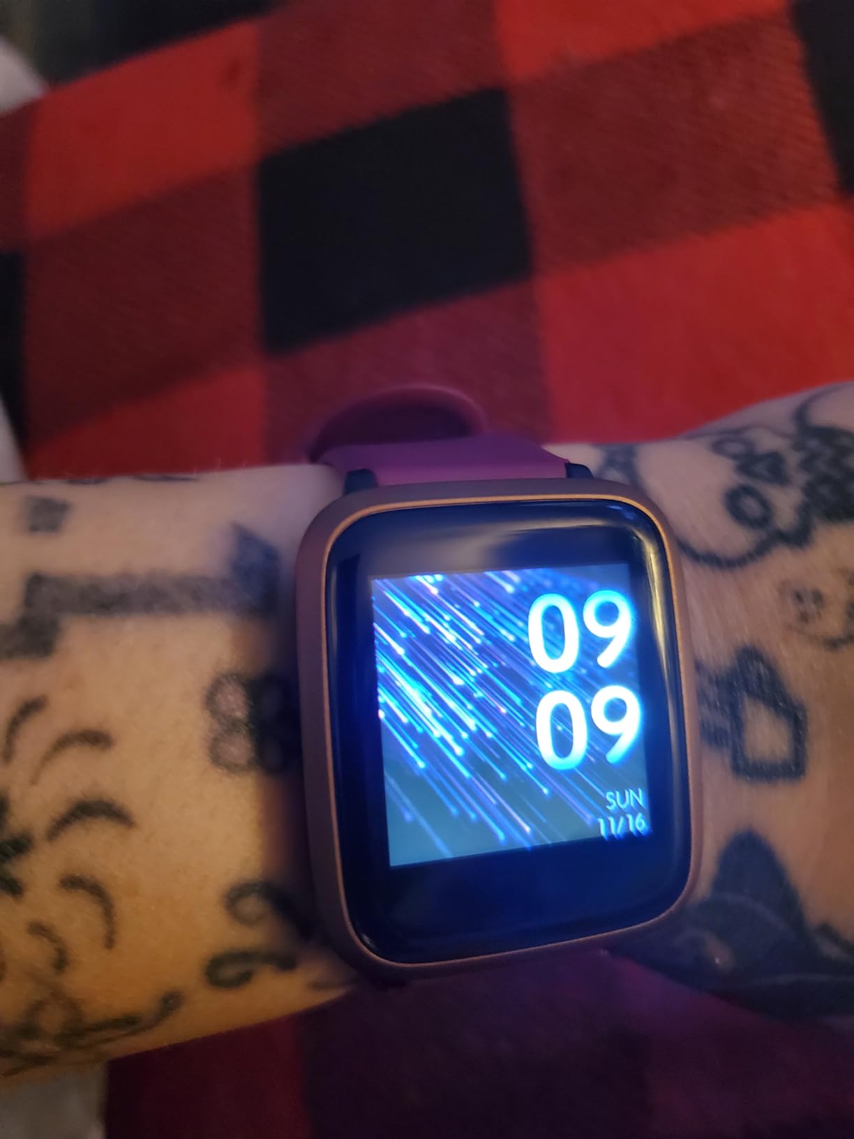 Fitness Tracker Watch with Heart Rate Monitor, Large Screen Activity Tracker with Pedometer, Sleep Monitor, Calories & Step Counter, 5ATM Waterproof Smart Watch for Women Men Fitness Watch for Sports - Customer Photo 2