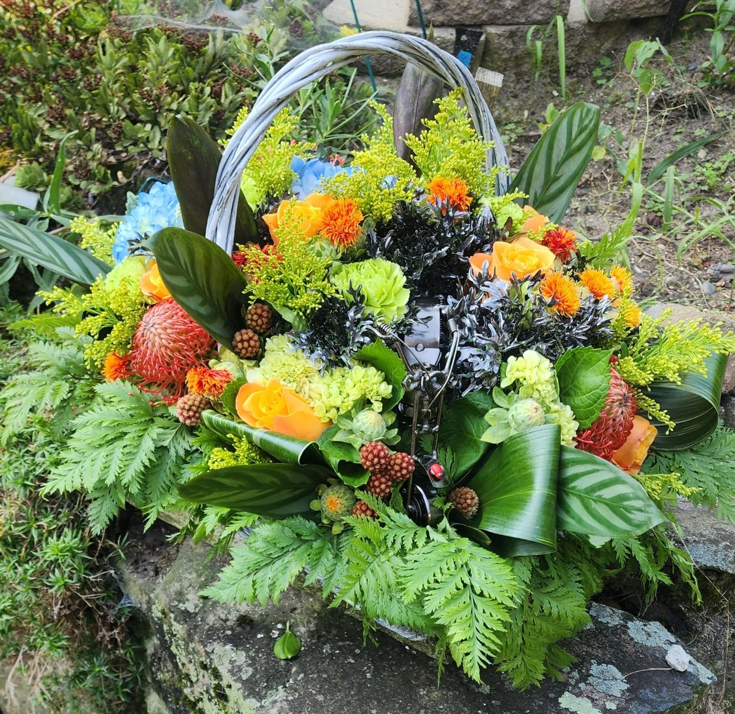 Home Decor Motorcycle Statuette, Metal Model Sculpture Floating Shelves Figurine Room Bookshelf Desk Office Décor Motorcycle Gift for Men Dad Son Friends, Man Cave Decorations Gifts for Motorcyclist - Customer Photo 1