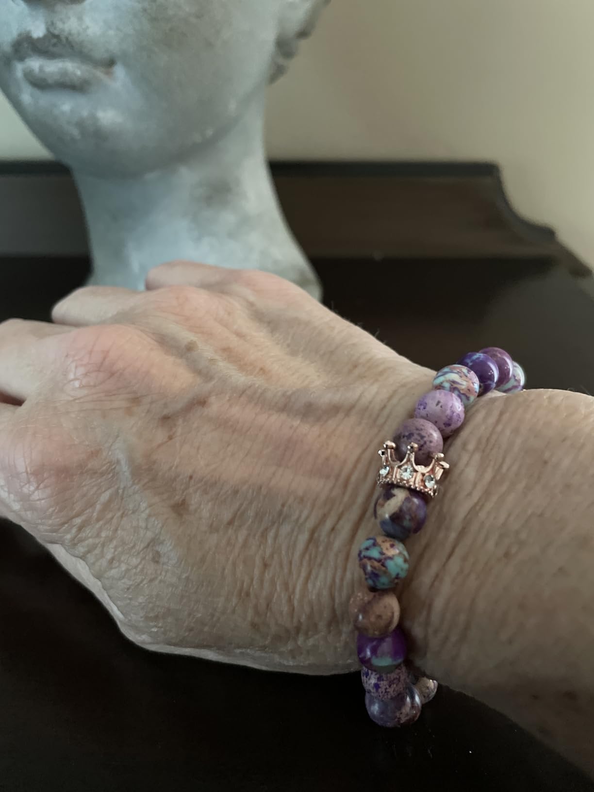 JoycuFF Woman Birthday Gifts Idea Friendship Gifts For Women Best Friends Besties Aunt Female Mom Daughter Granddaughter Gf Anniversary Christmas Graduation Healing Stone Crown Gifts For Her - Customer Photo 1