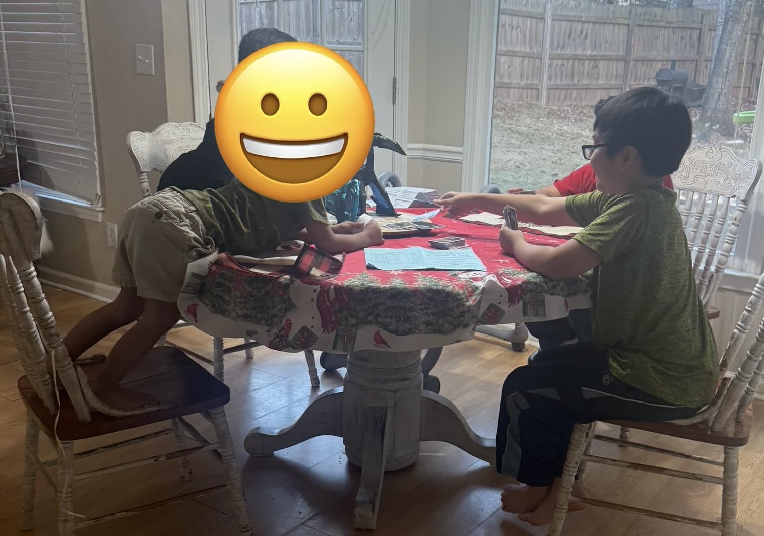 Mattel Games UNO Batman Card Game for Kids, Adults & Family with Collectible Deck & Special Rule Inspired by Batman Comics - Customer Photo 1