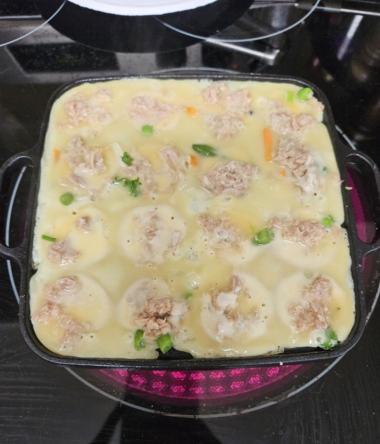 Otafuku Takoyaki Plate, Cast Iron Japanese Grill for Cooking Takoyaki Balls, Silicon Coated Pan (16 Holes) - Customer Photo 2