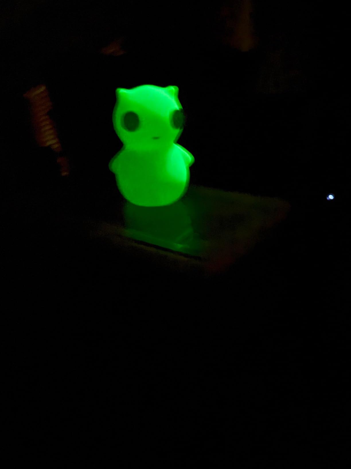Bobs Burgers Kuchi Kopi Glow in The Dark 6'' Vinyl Figure - Customer Photo 2