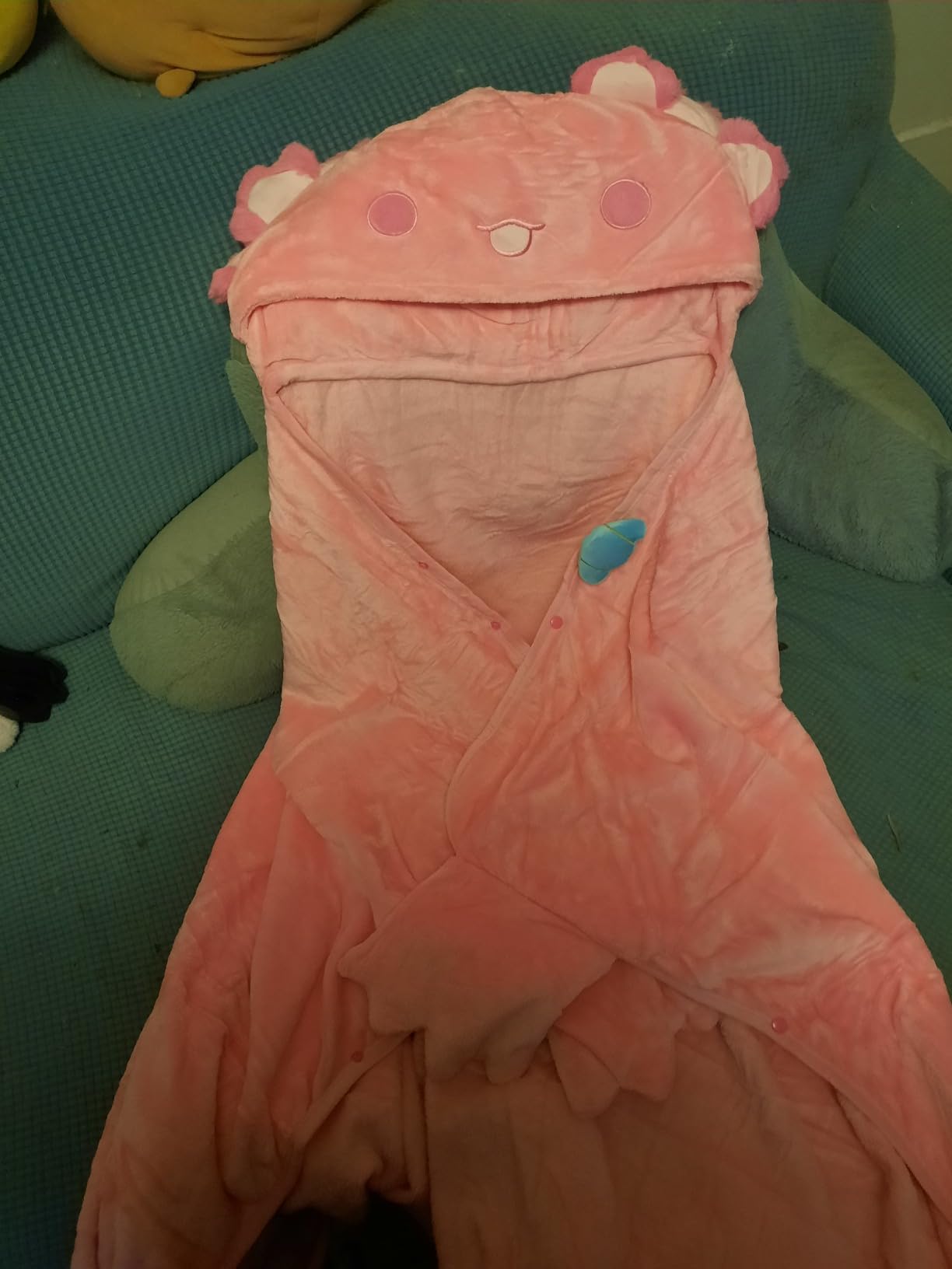 Mewaii Ultimate Softness Wearable Otter Blanket Hoodie – Expertly Designed for American Body,Full Coverage with Easy Movement,Oversized Warm and Cozy Flannel Blanket, Otter Gift for Women and Men - Customer Photo 3