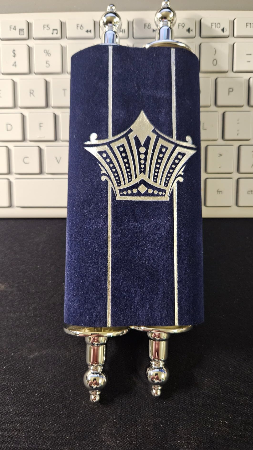 Zion Judaica Complete Small Sefer Torah Scroll 8