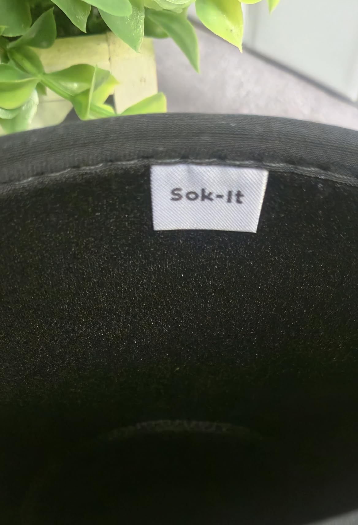 Sok It JavaSok Iced Coffee & Cold Soda Insulated Neoprene Cup Sleeve (Happy Sharks, Medium: 22-28oz) - Customer Photo 2