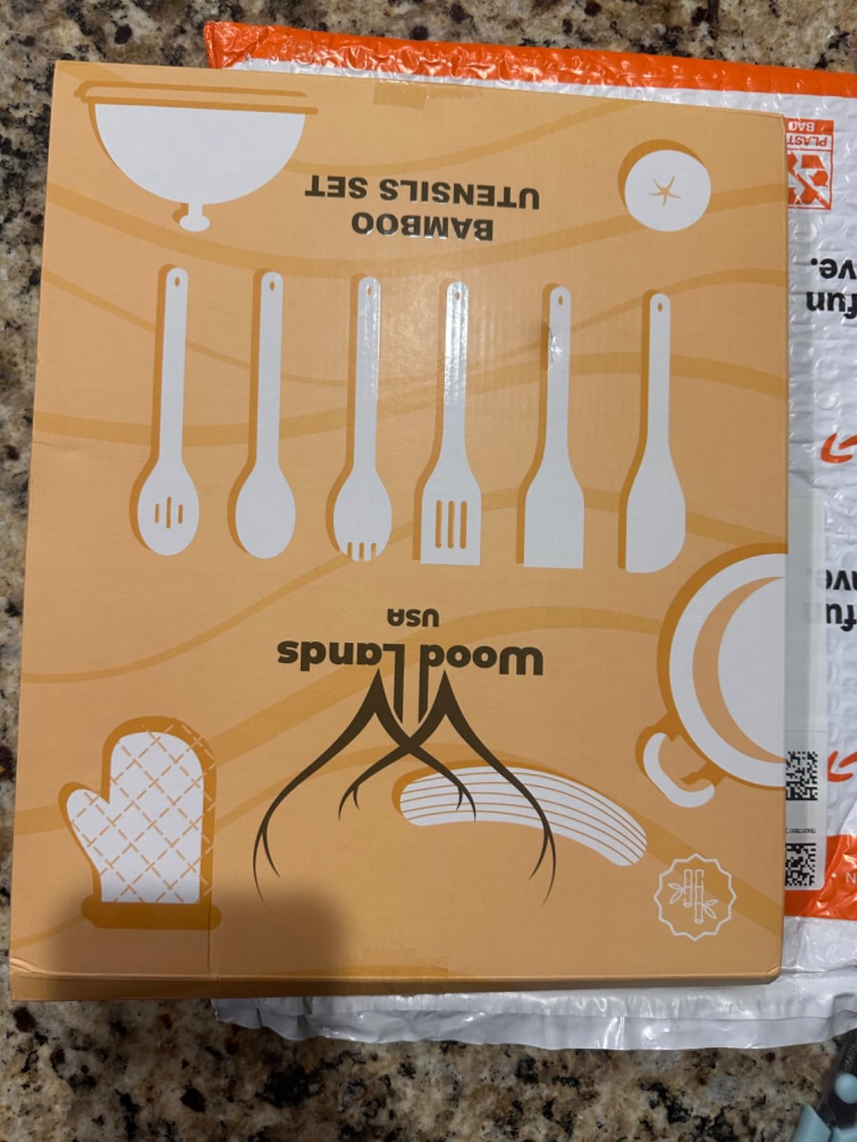 Kitchen gifts for Mom Wooden Spoons for Cooking 6-Piece Wooden Utensil Set with Spatulas & Spoons, Heat-Resistant, Eco-Friendly Kitchen Utensils for Non-Stick Cookware - Customer Photo 3