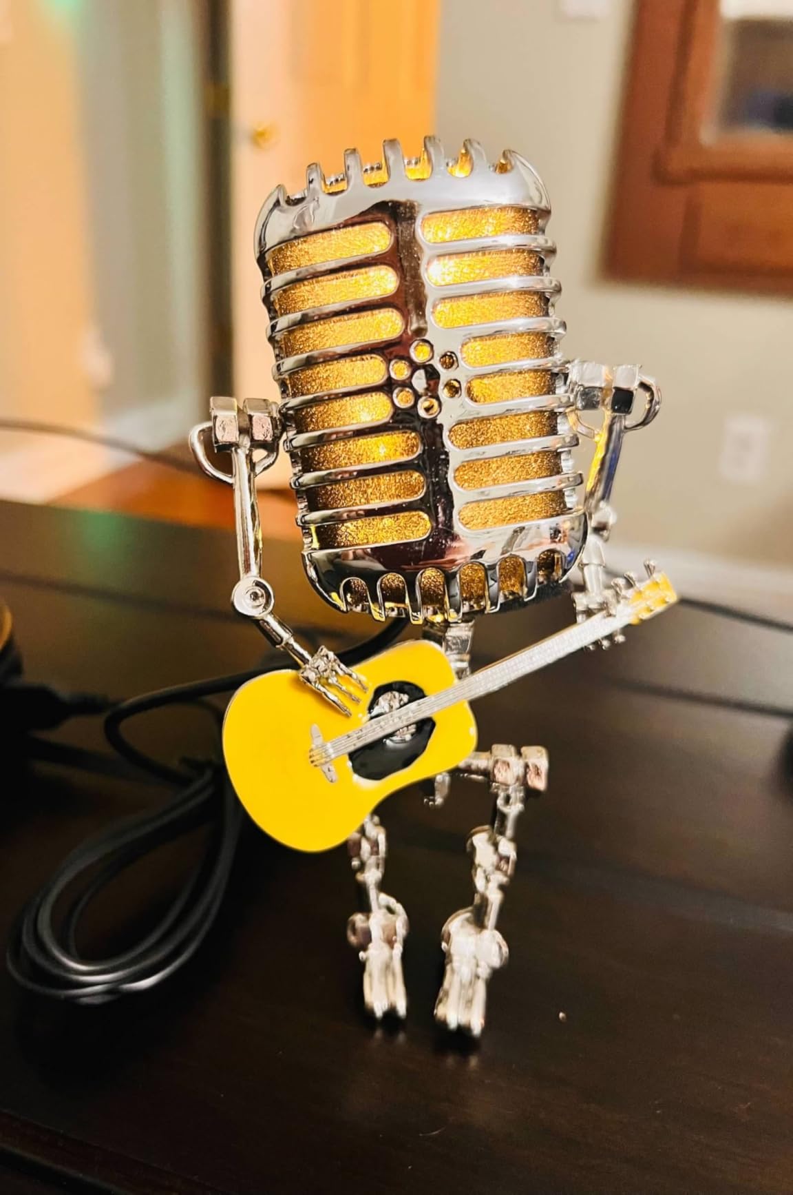 Vintage Microphone Guitar Lamp, Cool Guitar Gifts for Music Lovers and Player, USB Plug in Powered, Retro Decorations for Home, Bar, Office Customer Review Vintage Microphone Guitar Lamp, Cool Guitar Gifts for Music Lovers and Player, USB Plug in Powered, Retro Decorations for Home, Bar, Office - Customer Photo 1