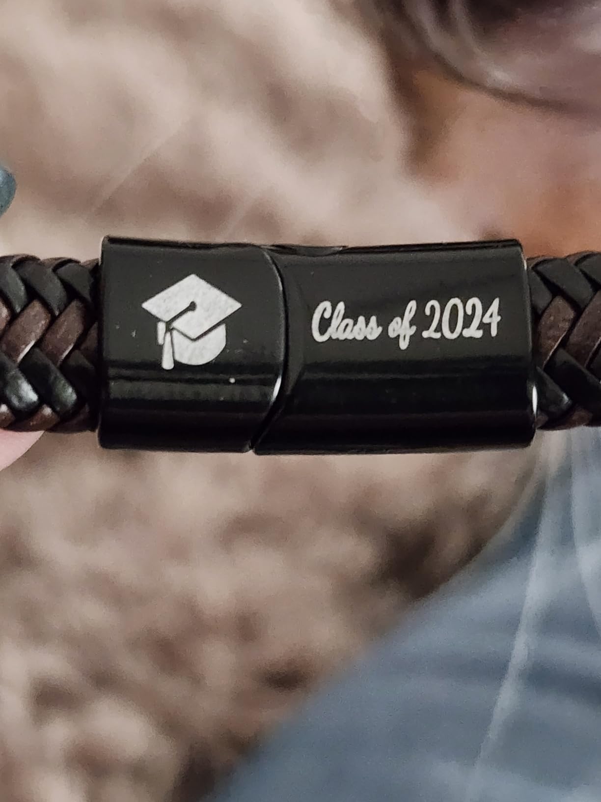 𝗚𝗿𝗮𝗱𝘂𝗮𝘁𝗶𝗼𝗻 𝗚𝗶𝗳𝘁𝘀 𝗳𝗼𝗿 𝗛𝗶𝗺 𝟮𝟬𝟮𝟱 High School, College Graduation Gifts for Men Class of 2025 Leather Stainless Steel Knot Bracelet for Son Boyfriend Brother Grandson Friends - Customer Photo 1