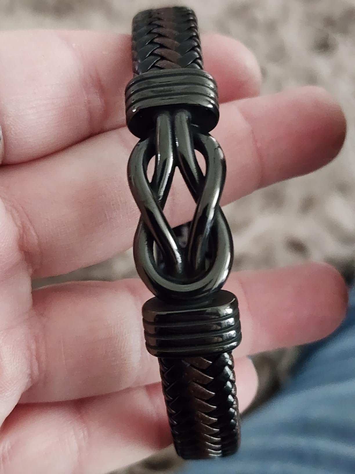 𝗚𝗿𝗮𝗱𝘂𝗮𝘁𝗶𝗼𝗻 𝗚𝗶𝗳𝘁𝘀 𝗳𝗼𝗿 𝗛𝗶𝗺 𝟮𝟬𝟮𝟱 High School, College Graduation Gifts for Men Class of 2025 Leather Stainless Steel Knot Bracelet for Son Boyfriend Brother Grandson Friends - Customer Photo 2