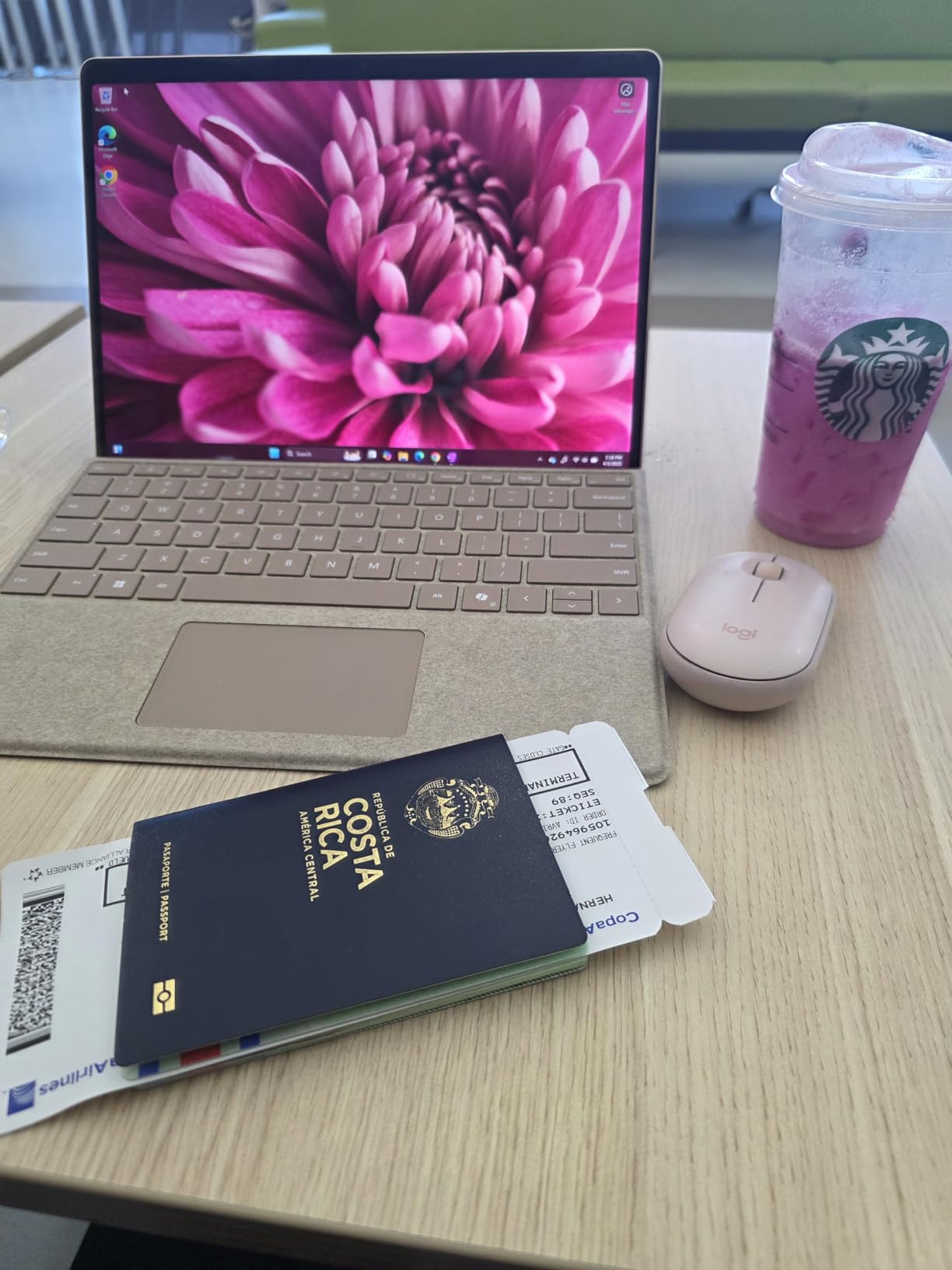 Microsoft Surface Pro 2-in-1 Laptop/Tablet (2024), Windows 11 Copilot+ PC, 13