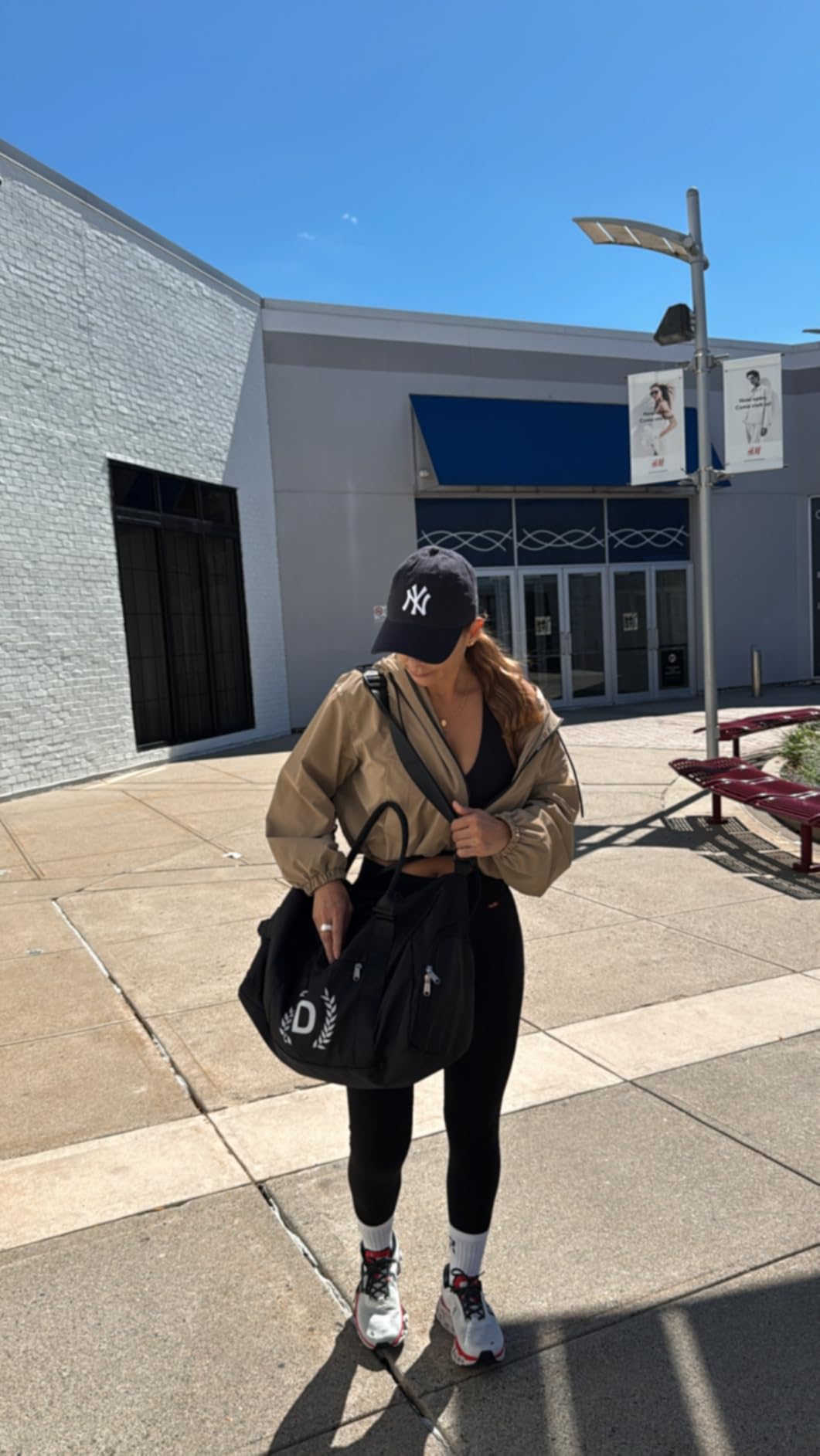 Gym Bag for Women & Men, Travel Duffle Bag with Wet Pocket & Shoes Compartment, Personalized Present for Men& women Teenager Girls Initial Birthday Gifts for Mom Dad Friends - Customer Photo 2