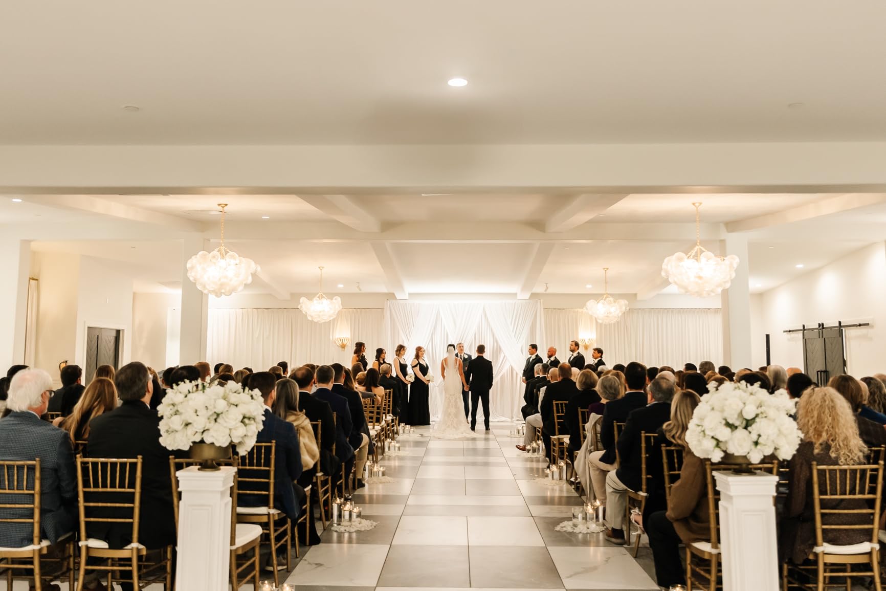 Dried Real White Rose Petals, 2.1oz Freeze Preserved Flower Petals for Valentine's Day Gifts Wedding Party Decor, Flower Girl, Dinner table Centerpieces, Bridal Shower, Flower Confetti - Customer Photo 1