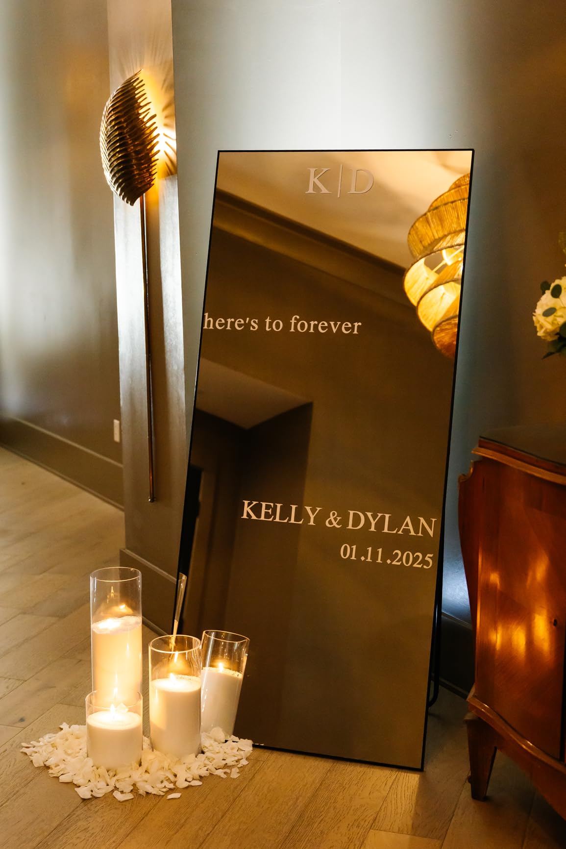 Dried Real White Rose Petals, 2.1oz Freeze Preserved Flower Petals for Valentine's Day Gifts Wedding Party Decor, Flower Girl, Dinner table Centerpieces, Bridal Shower, Flower Confetti - Customer Photo 2