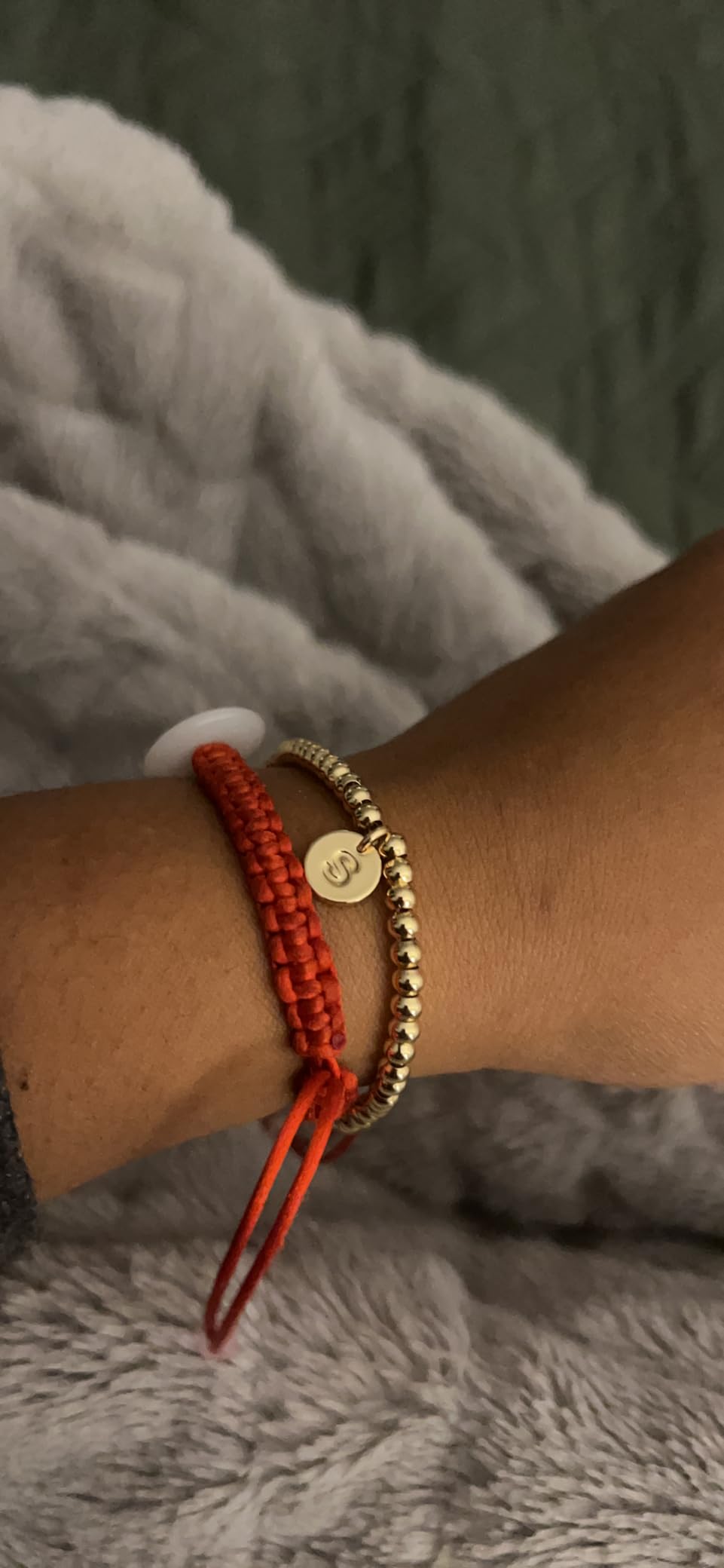 Turandoss Gold Initial Bracelet for Women - Dainty Gold Plated Letter A-Z Charm Disc Bracelet for Women Trendy, Womens Gold Jewelry Beaded Bracelet Gifts Customer Review Turandoss Gold Initial Bracelet for Women - Dainty Gold Plated Letter A-Z Charm Disc Bracelet for Women Trendy, Womens Gold Jewelry Beaded Bracelet Gifts - Customer Photo 2