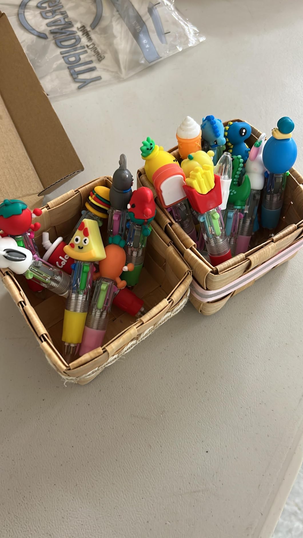 CZWZ 20Pcs Mini Multicolor Pens in One 4-in-1 Cute Pens Bulk for Kids, Fun Kawaii Ballpoint Pens for Birthdays and Children's Party Favors Gifts Teacher School Supplies - Customer Photo 3