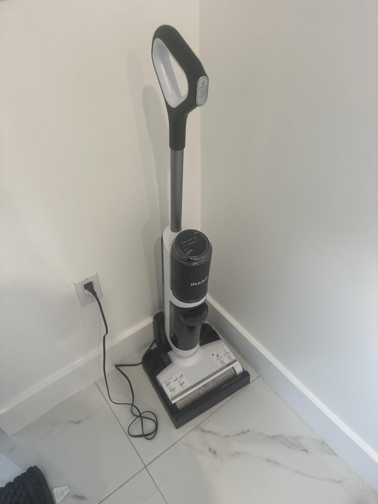 IMAGIC M3 Wet Dry Vacuum Cleaner, Cordless Vacuum Mop All in One for Hard Floors, Lightweight Floor Cleaner for Sticky Messes with Edge Cleaning, Self-Cleaning and Hot Air Drying, White - Customer Photo 2