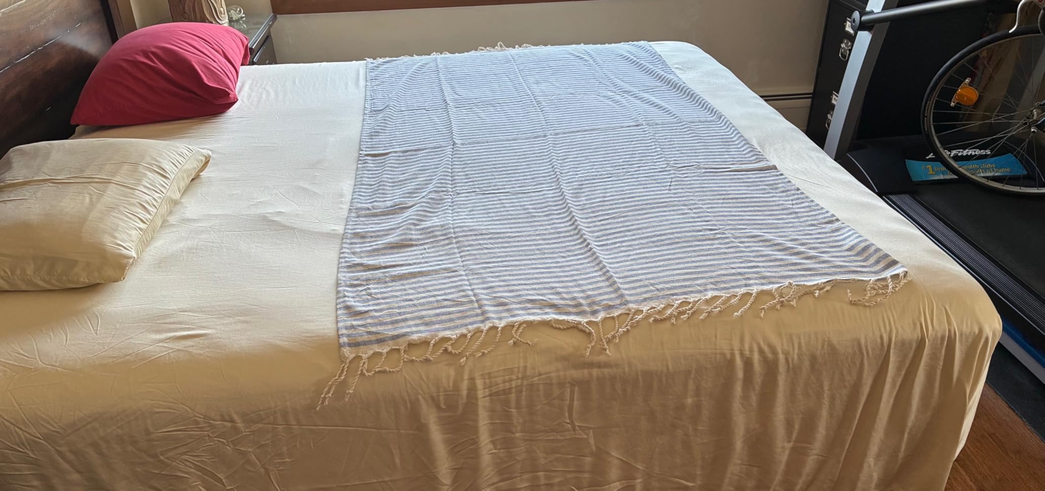 BAY LAUREL Turkish Beach Towel with Travel Bag 39 x 71 Quick Dry Sand Free Lightweight Large Oversized Towels Light - Customer Photo 1