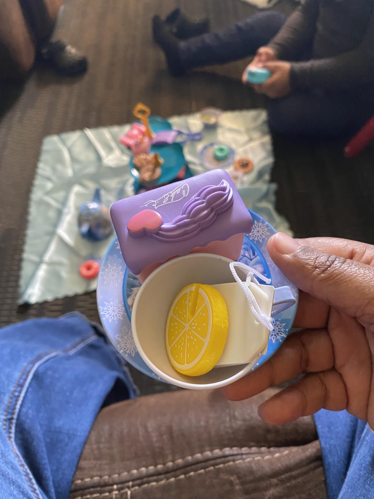 Frozen Tea Party Set for Little Girls, Princess Gift Toy, Kids Pretend Play Tin Tea Set with Teapot, Tea Cups, Food Playset & Carrying Case, Birthday for Girls Age 3+ Customer Review Frozen Tea Party Set for Little Girls, Princess Gift Toy, Kids Pretend Play Tin Tea Set with Teapot, Tea Cups, Food Playset & Carrying Case, Birthday for Girls Age 3+ - Customer Photo 1