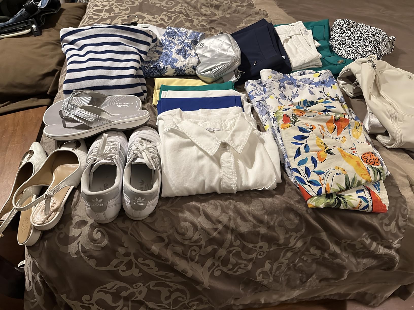 10 Set Compression Packing Cubes for Travel Essentials,Compressible Expandable Packing Cubes for Suitcase,OlarHike Luggage Organizer Bags for Travel,Handy Helper for Organizing Clothes(Black) - Customer Photo 1