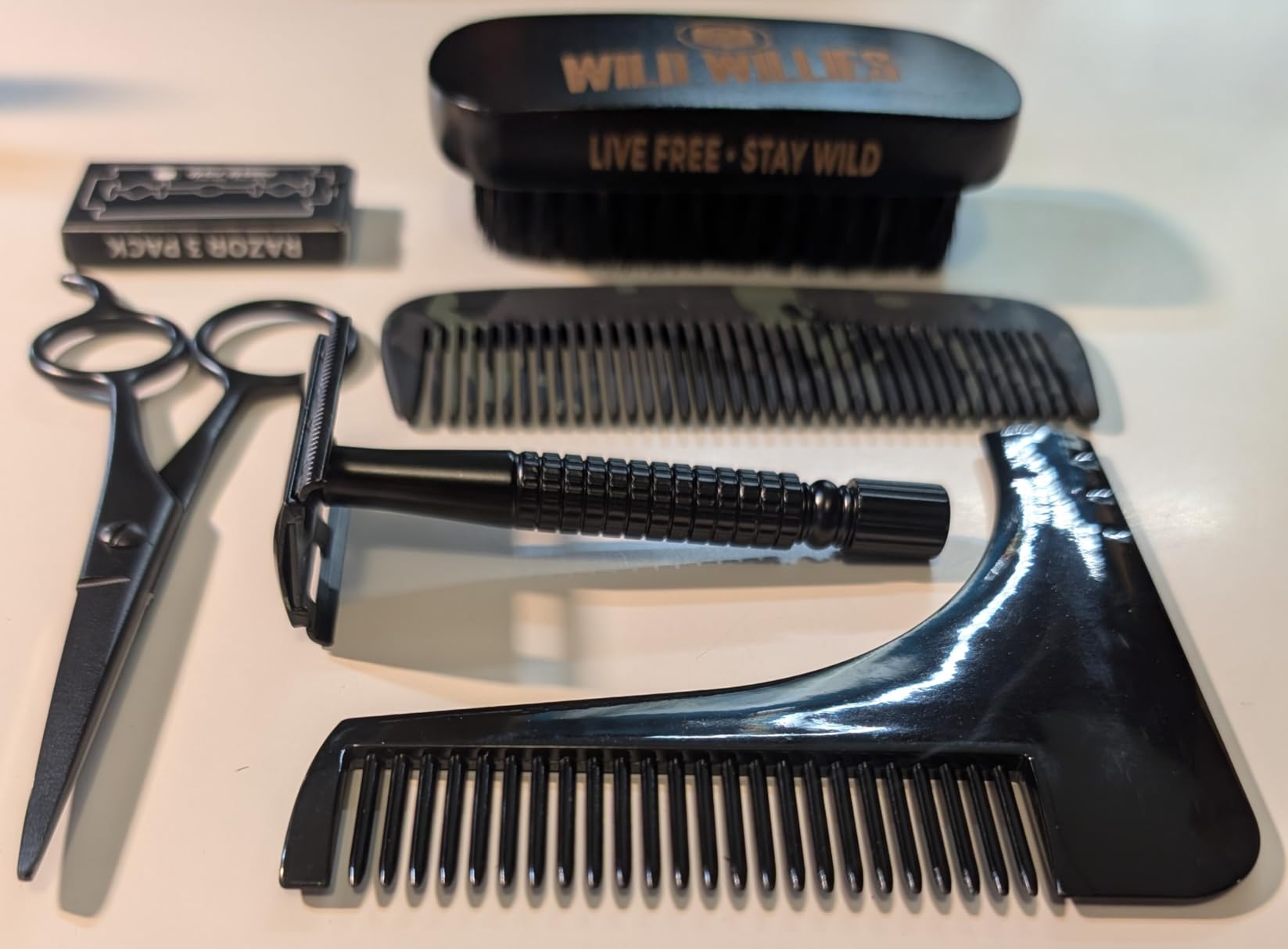Wild Willies Beard Care Kit for Men - Beard Grooming Set with Oil, Shampoo, Comb & Brush - Men's Care Set - Customer Photo 1