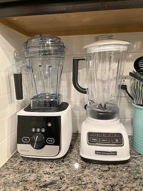 Vitamix Ascent X3 Blender with Three Blending Programs, Self-Cleaning Program, Professional-Grade Blender for Smoothies, Soups and More, Stainless-Steel Blades, 48 Oz Container, Polar White - Customer Photo 2