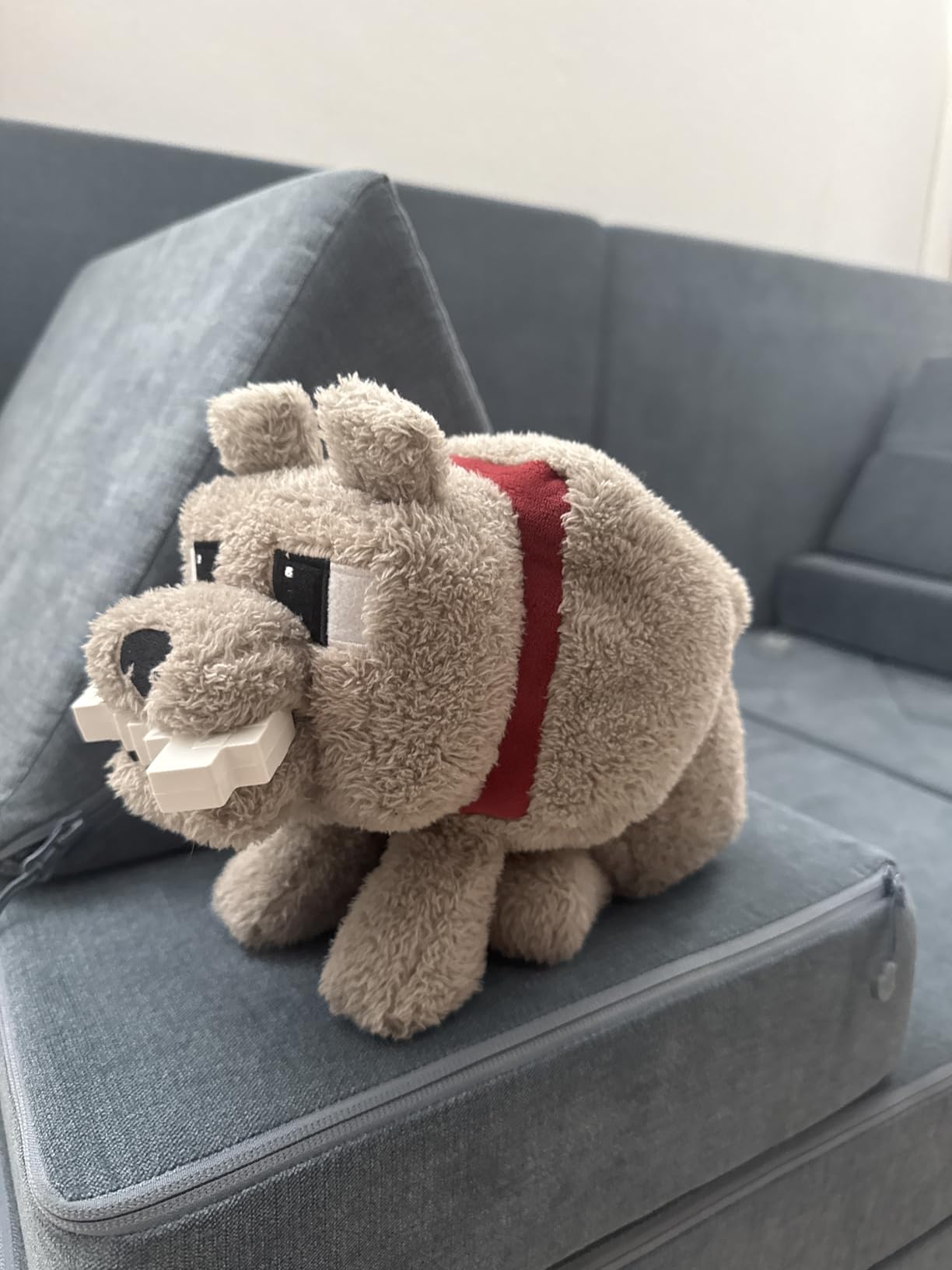 Mattel Minecraft Dennis The Wolf Plush Toy with Feeding Action & Sound, Food Mode Stuffed Animal Inspired by A Minecraft Movie - Customer Photo 3