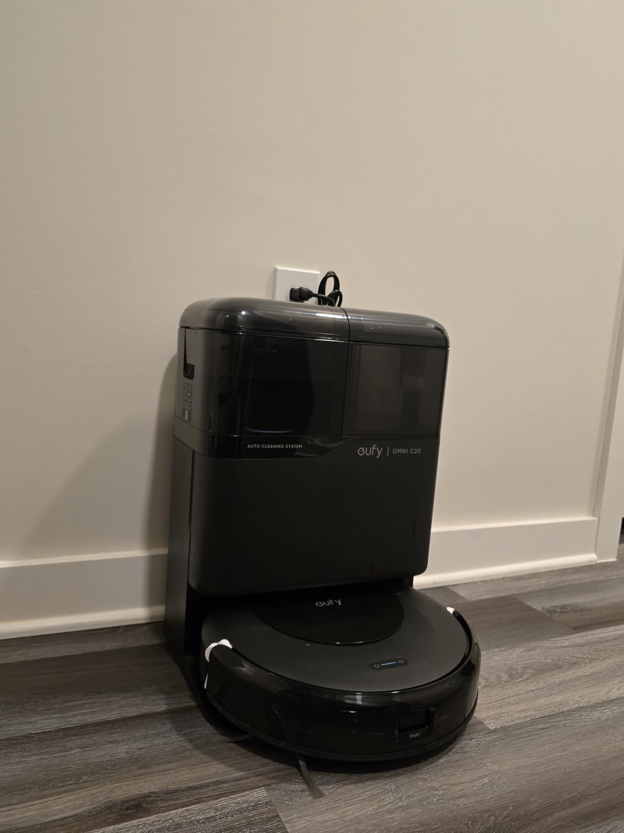 eufy Omni C20 Robot Vacuum and Mop Combo, All-in-One Station, Auto Mop Washing and Auto Drying for Hands-Free Cleaning, 7000 Pa Powerful Suction, Self Emptying, 3.35-Inch - Customer Photo 3