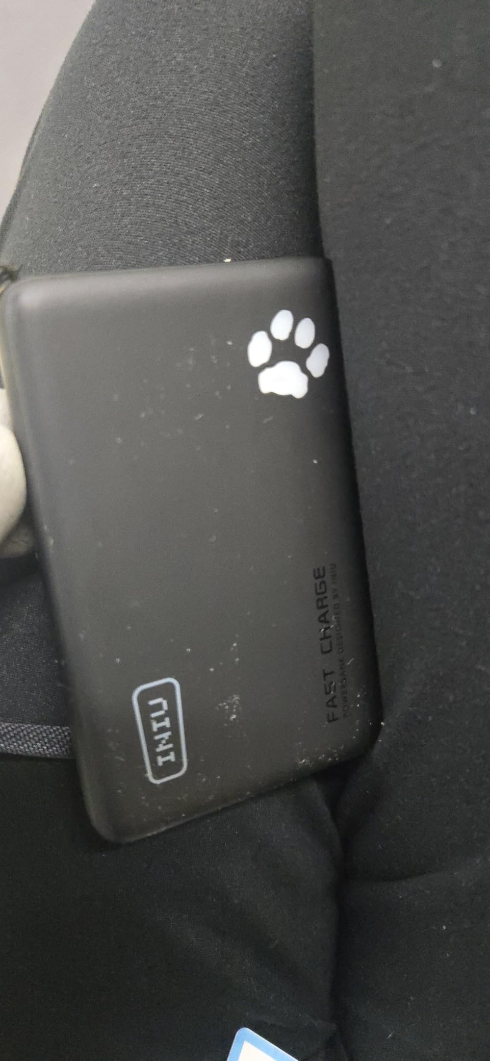 INIU Portable Charger, Ultra Slim 10000mAh 45W PD Power Bank, Fast Charging Mini Battery Pack, Travel Trip Family Essentials Powerbank for College Students Travelers Teen Boys Girls, Red Customer Review INIU Portable Charger, Ultra Slim 10000mAh 45W PD Power Bank, Fast Charging Mini Battery Pack, Travel Trip Family Essentials Powerbank for College Students Travelers Teen Boys Girls, Red - Customer Photo 2