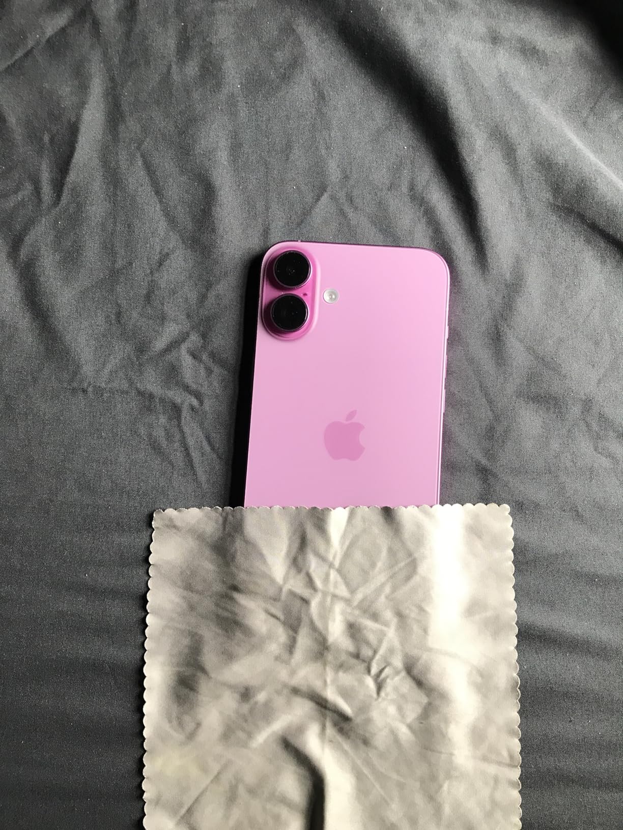 Apple iPhone 16 Plus, US Version, 128GB, Black - Unlocked (Renewed) - Customer Photo 4