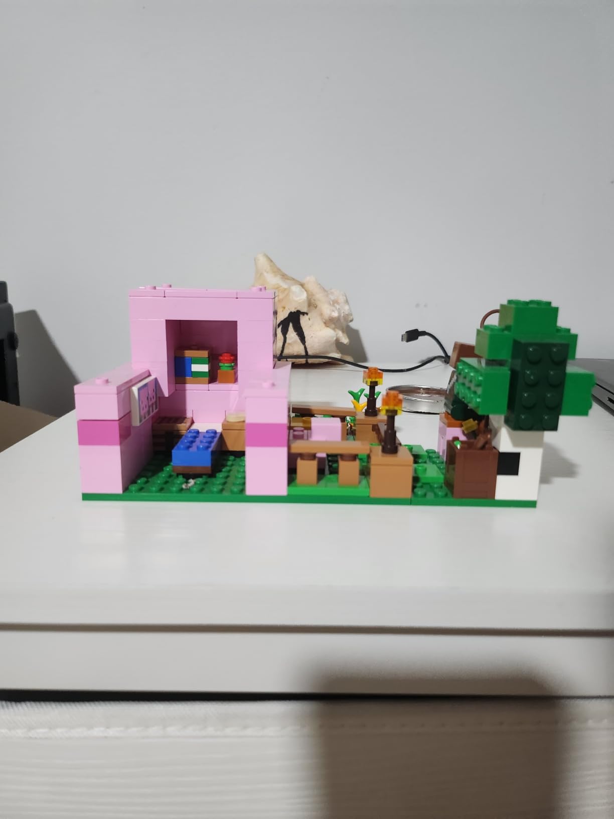 LEGO Minecraft The Baby Pig House Toy Figures and Playset - Building Minecraft Toy for Kids, Boys and Girls, Ages 7+ - Gift for Birthdays - with 2 Minifigures for Pretend Play - 21268 - Customer Photo 1