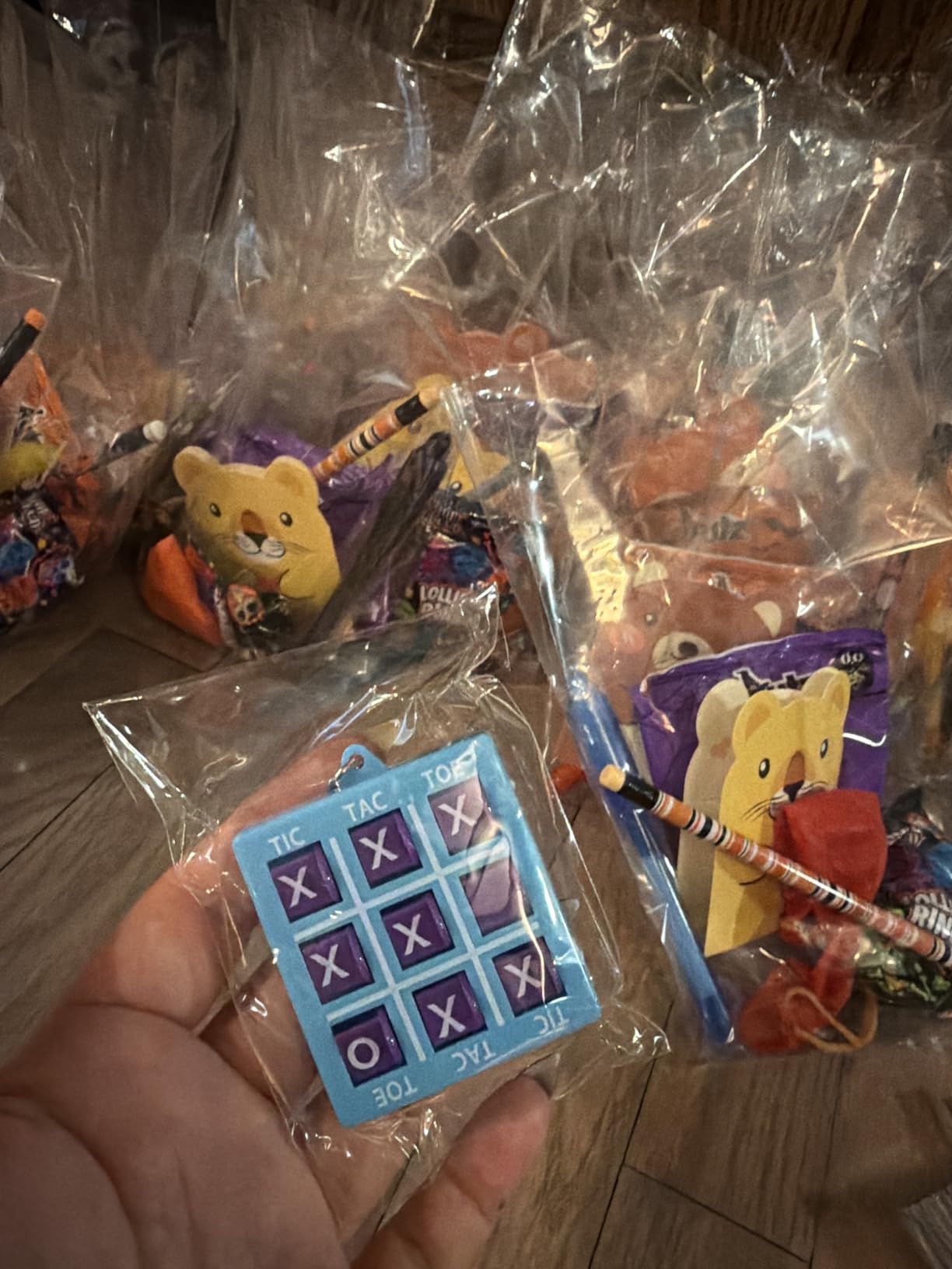 24PCS Tic Tac Toe Game Birthday Party Favors Goodie Treat Bag Christmas Stocking Stuffers for Kids 3-5 4-8 8-12 Classroom Treasure Chest Carnival Prize Box Toys Bulk Keychain Pinata Filler Return Gift - Customer Photo 2