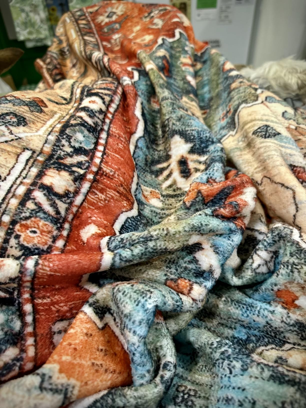 Lahome Floral Beige Throw Blanket 50