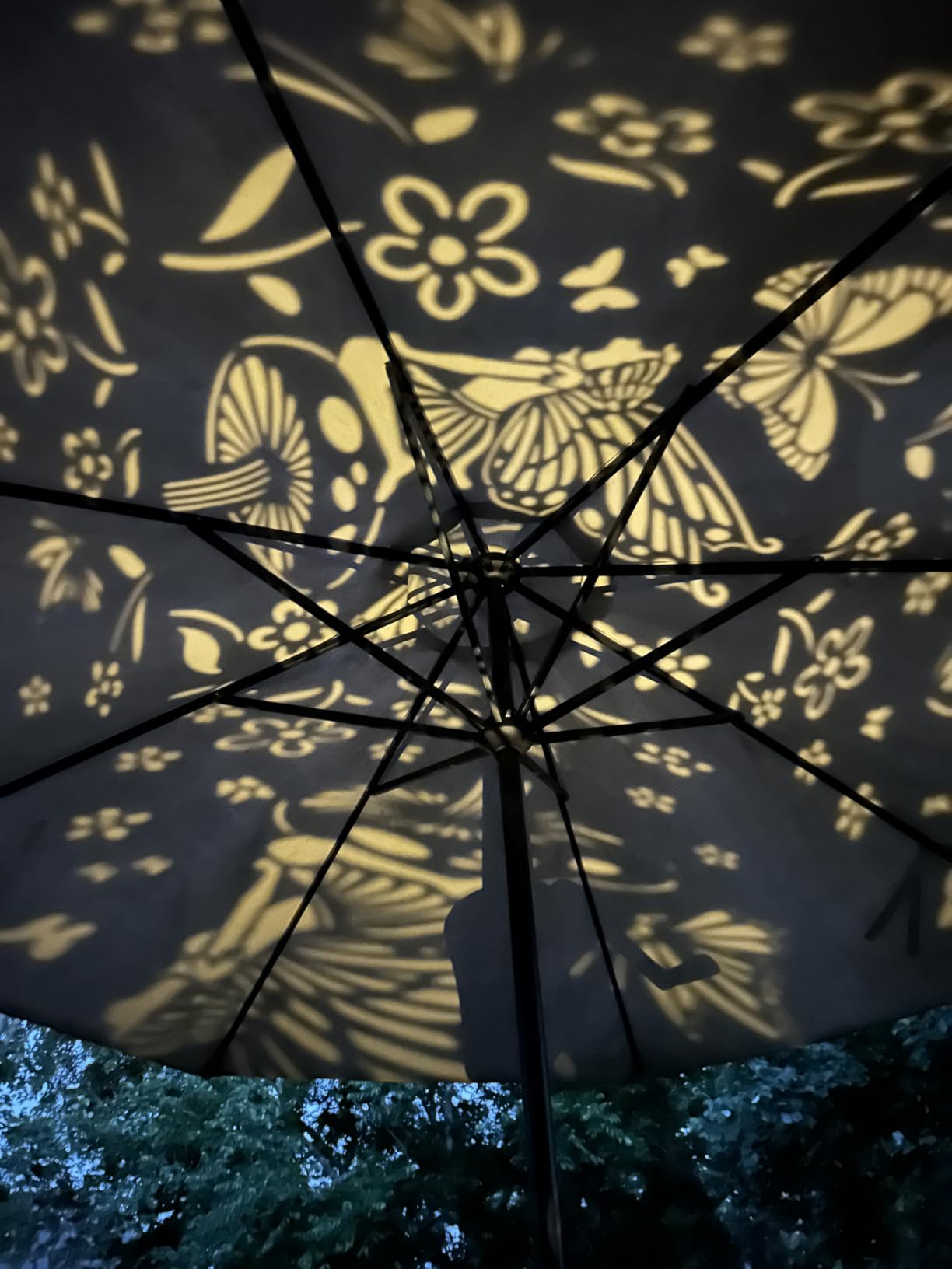 Solar Lanterns Outdoor Waterproof Garden Decor Dog Solar Lights Gifts for Women Men Mom Hanging Lantern LED Light Metal Dog Decoration Outside for Yard,Lawn,Porch,Patio,Tabletop - Customer Photo 2