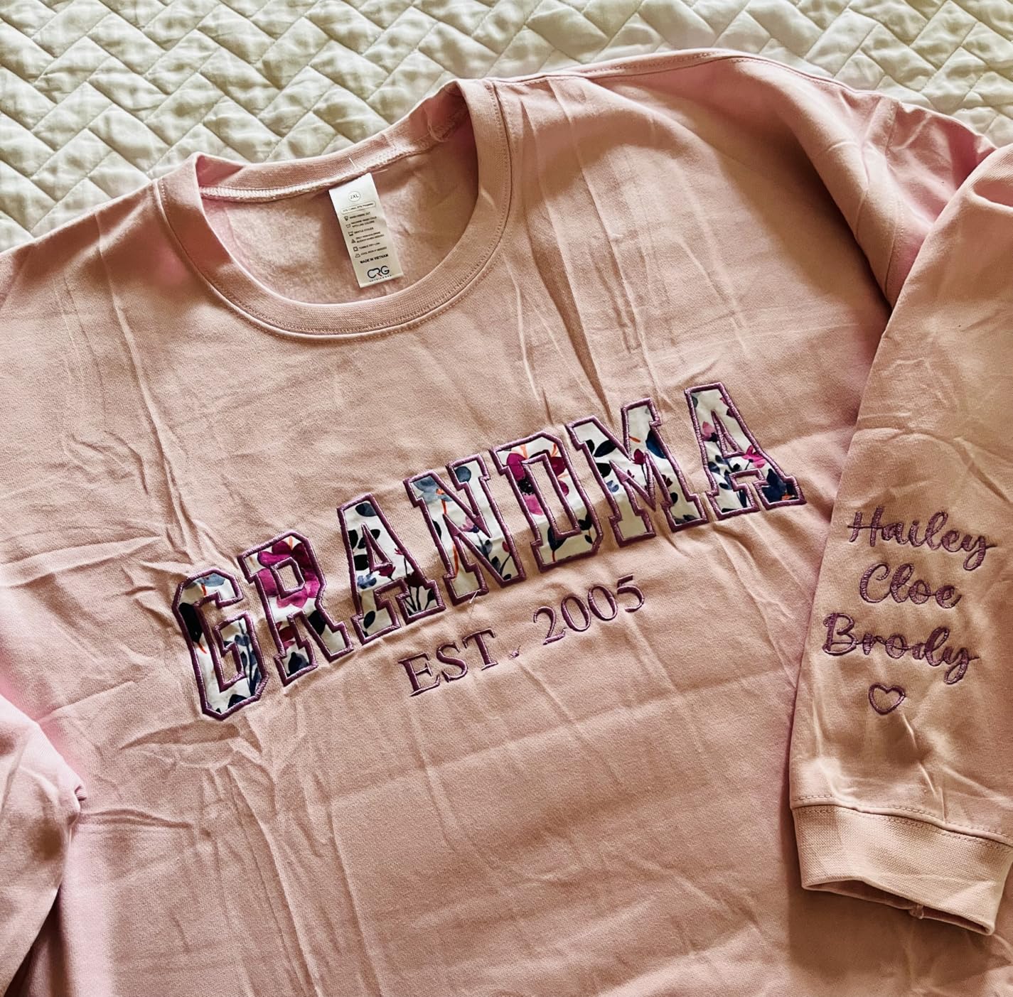 Personalized Floral Embroidered Applique Grandma Sweatshirt For Women, Custom Grandma Gifts from Grandkids, Mimi Sweater, Nana Crewneck, Mother's Day Apparel, Grandmother Birthday, Grandmom Gifts - Customer Photo 1