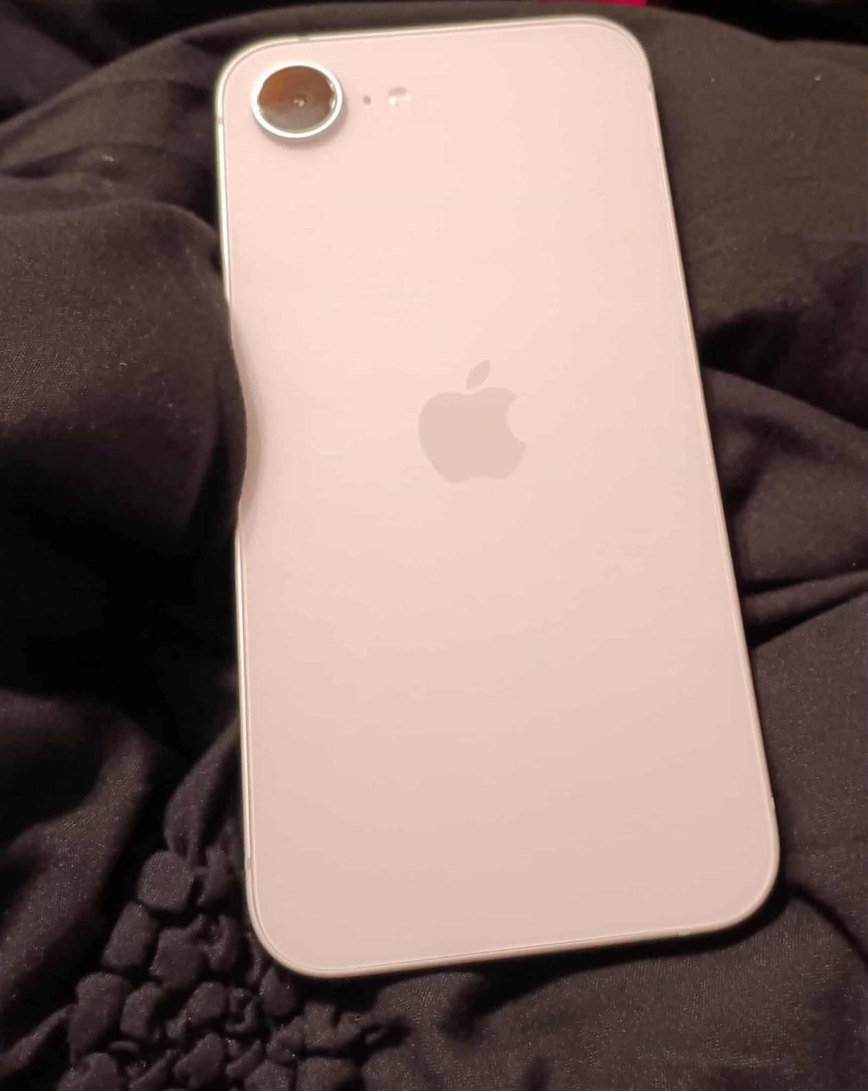 Apple iPhone 16e, 128GB, eSIM, Black - Unlocked (Renewed) - Customer Photo 4