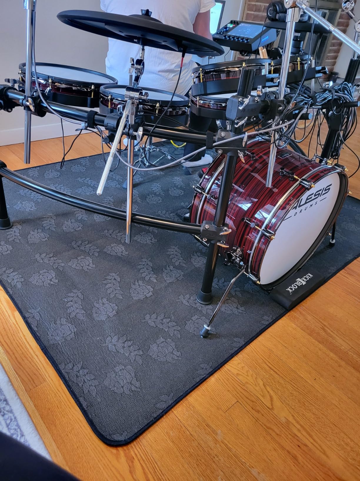 Drum Mat, 4Ft x 5.3Ft Drum Carpet Drum Rug Drum Pad Tightly Woven Fabric with Non-Slip Grip Bottom, Black - Customer Photo 1
