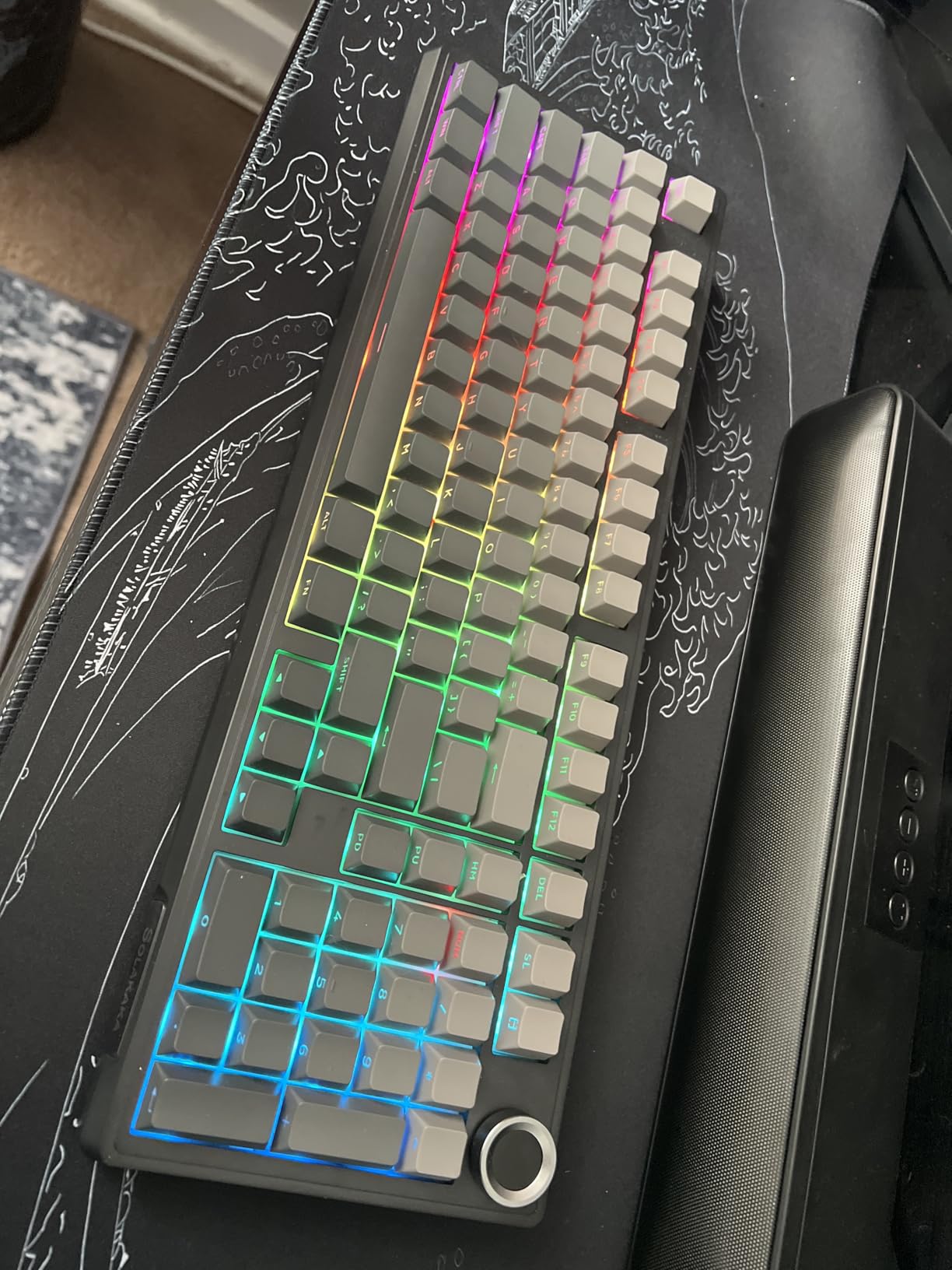SOLAKAKA KI99 Pro 96% Wireless Mechanical Keyboard, RGB Gaming Keyboard, Hot-Swappable Pre-Lubed Switches, Gasket Structure Creamy Keyboards (Gradient-Black, Non-Silent Version) Customer Review SOLAKAKA KI99 Pro 96% Wireless Mechanical Keyboard, RGB Gaming Keyboard, Hot-Swappable Pre-Lubed Switches, Gasket Structure Creamy Keyboards (Gradient-Black, Non-Silent Version) - Customer Photo 1