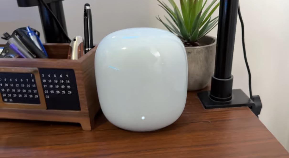 Google Nest WiFi Pro - Wi-Fi 6E - Reliable Home Wi-Fi System with Fast Speed and Whole Home Coverage - Mesh Router - Non-Retail Packaging - Snow - Customer Photo 1