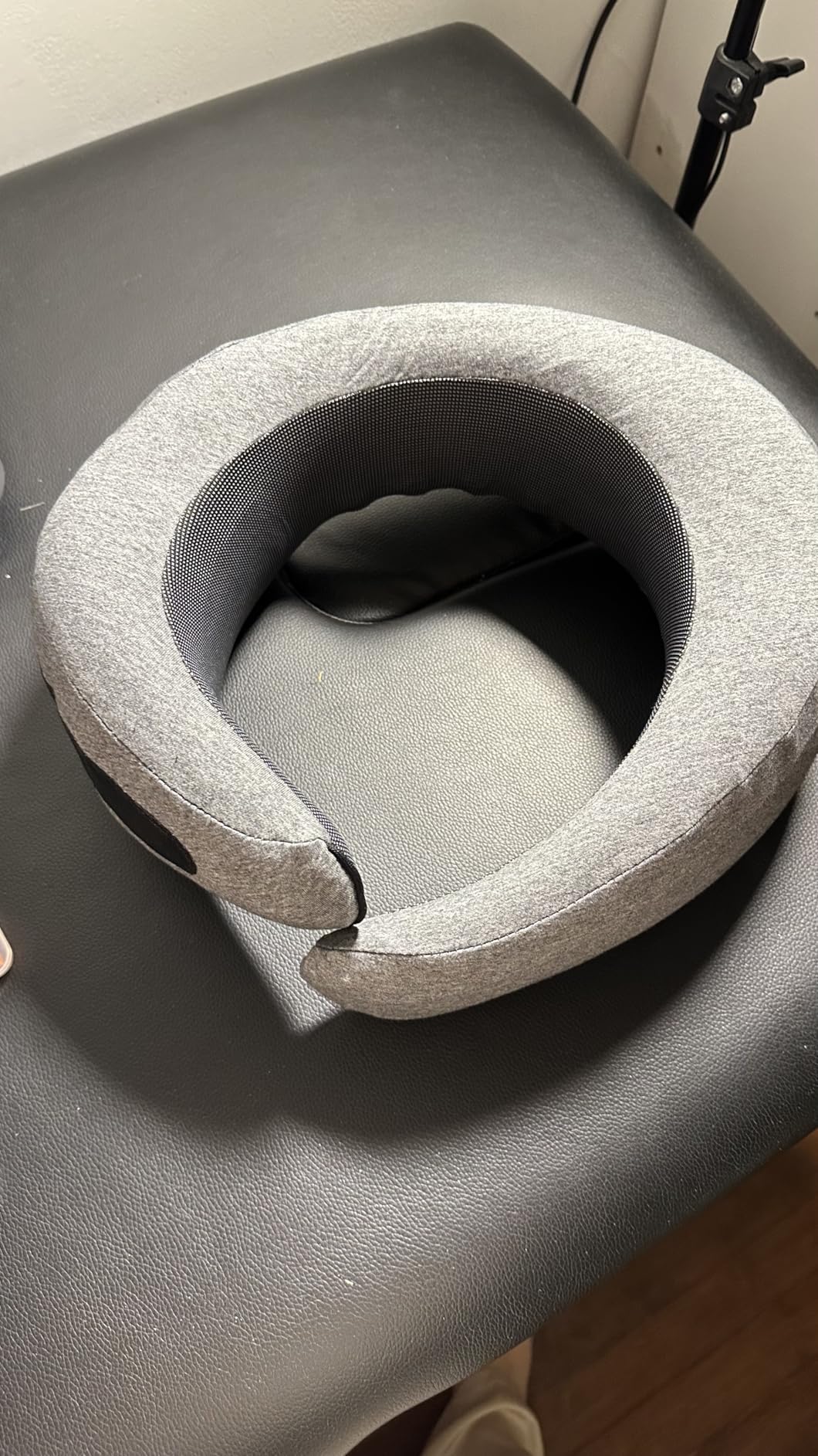 Travel Pillows for Airplanes,360° Support Stowable Travel Pillow, Neck Pillow Airplane with Memory Foam Portable Travel Neck Pillow for Traveling, Suitable for Airplanes, Offices, and Cars - Customer Photo 2