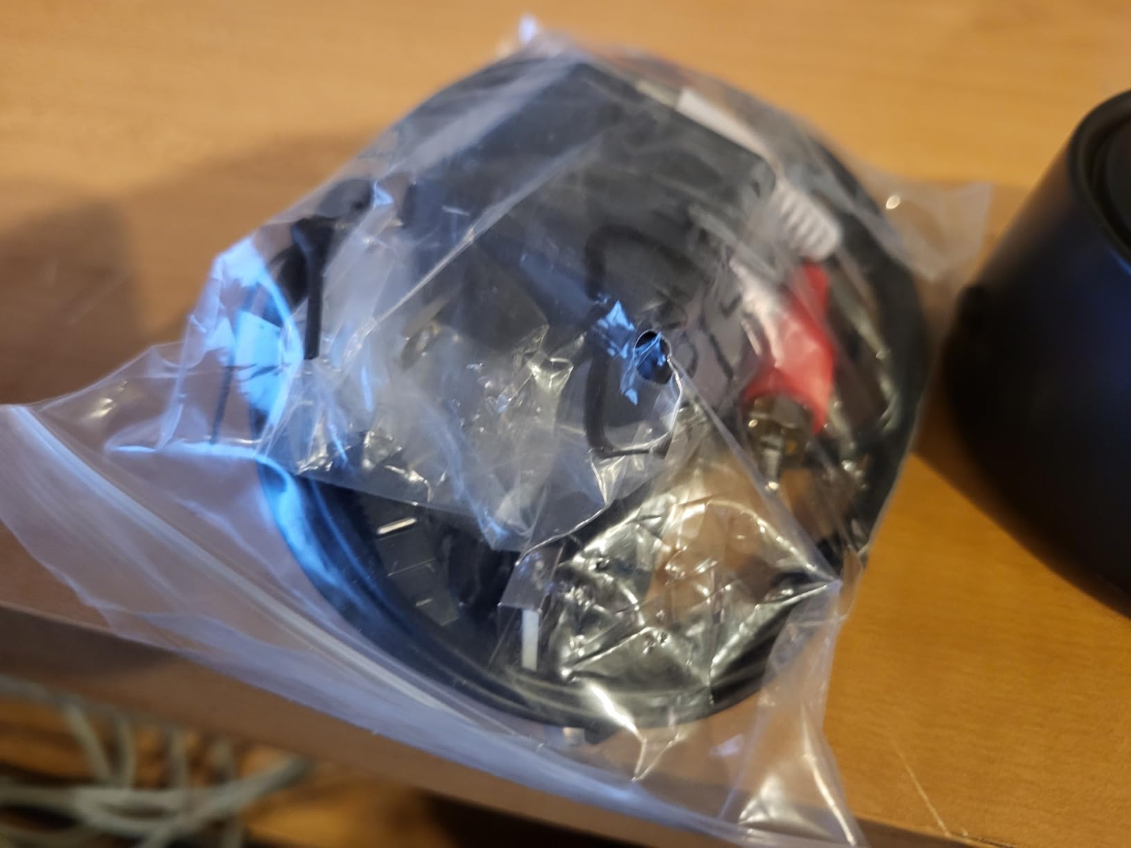 Wireless Headphones for TV Watching, TV Headphones with Transmitter Charging Base, Bluetooth V5.3, No Lip-Sync Delay, Clear Voice, Plug & Play, Comfortable Over-Ear for Seniors, Gifts for Elderly - Customer Photo 1