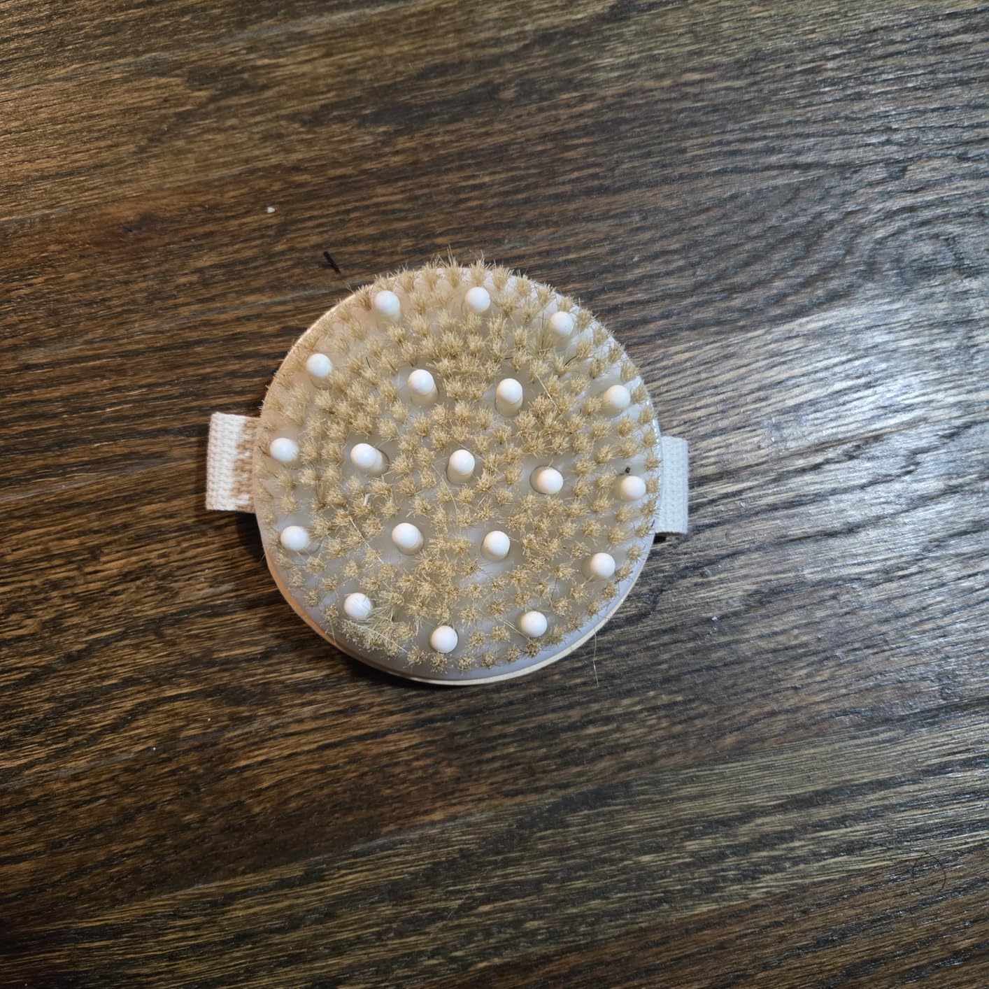 Dry Body Brush – Eco-Friendly Natural Bristles for Gentle Exfoliation, Skin Renewal, Improved Circulation & Lymphatic Support – Perfect Detox & Spa Self-Care Accessory Customer Review Dry Body Brush – Eco-Friendly Natural Bristles for Gentle Exfoliation, Skin Renewal, Improved Circulation & Lymphatic Support – Perfect Detox & Spa Self-Care Accessory - Customer Photo 1